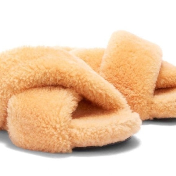 Jil Sander Shearling Crossover Slides l NWOT l Size EU37 l MSRP $1080 - Picture 2 of 4